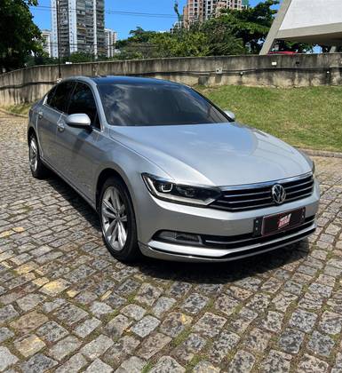 VOLKSWAGEN PASSAT 2.0 16V TSI BLUEMOTION GASOLINA HIGHLINE 4P DSG